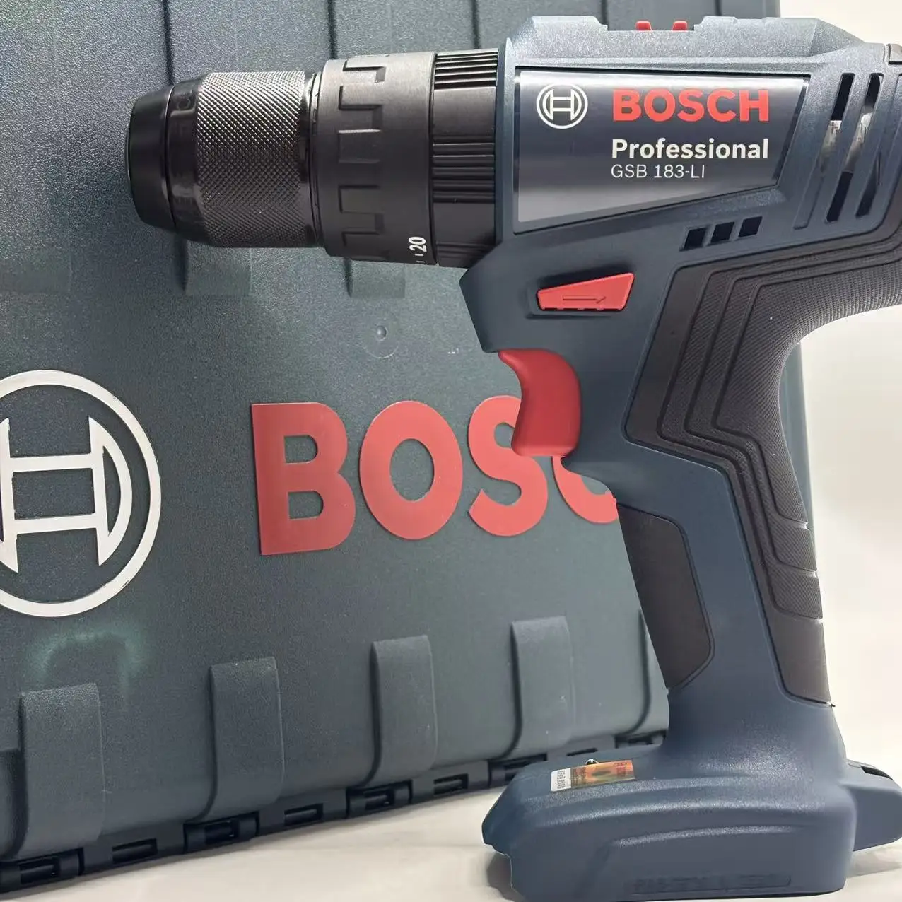 ボッシュ GSB 183-LI 18V ブラシレスインパクト - Bosch Drill Gsb 18V のレビューと価格